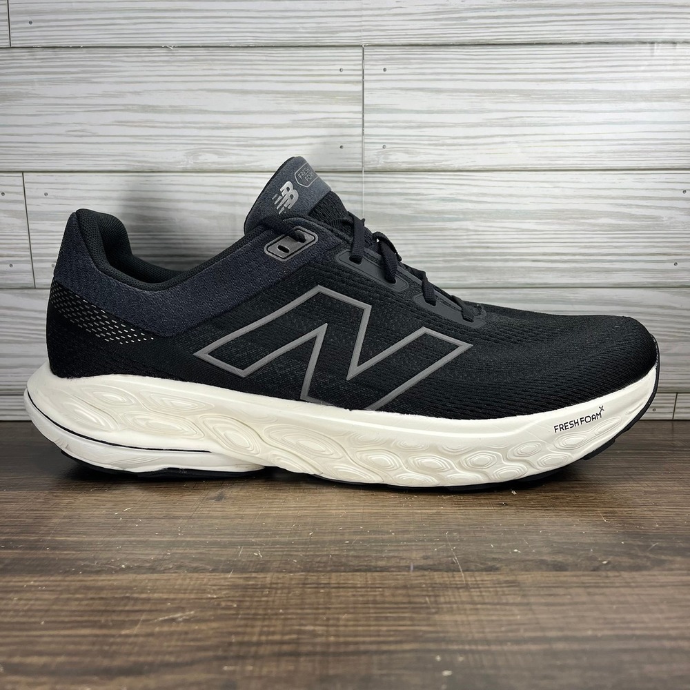 New Balance Fresh Foam X 860v14 Men's Black Shoes - Men's Size 14 (2E)
